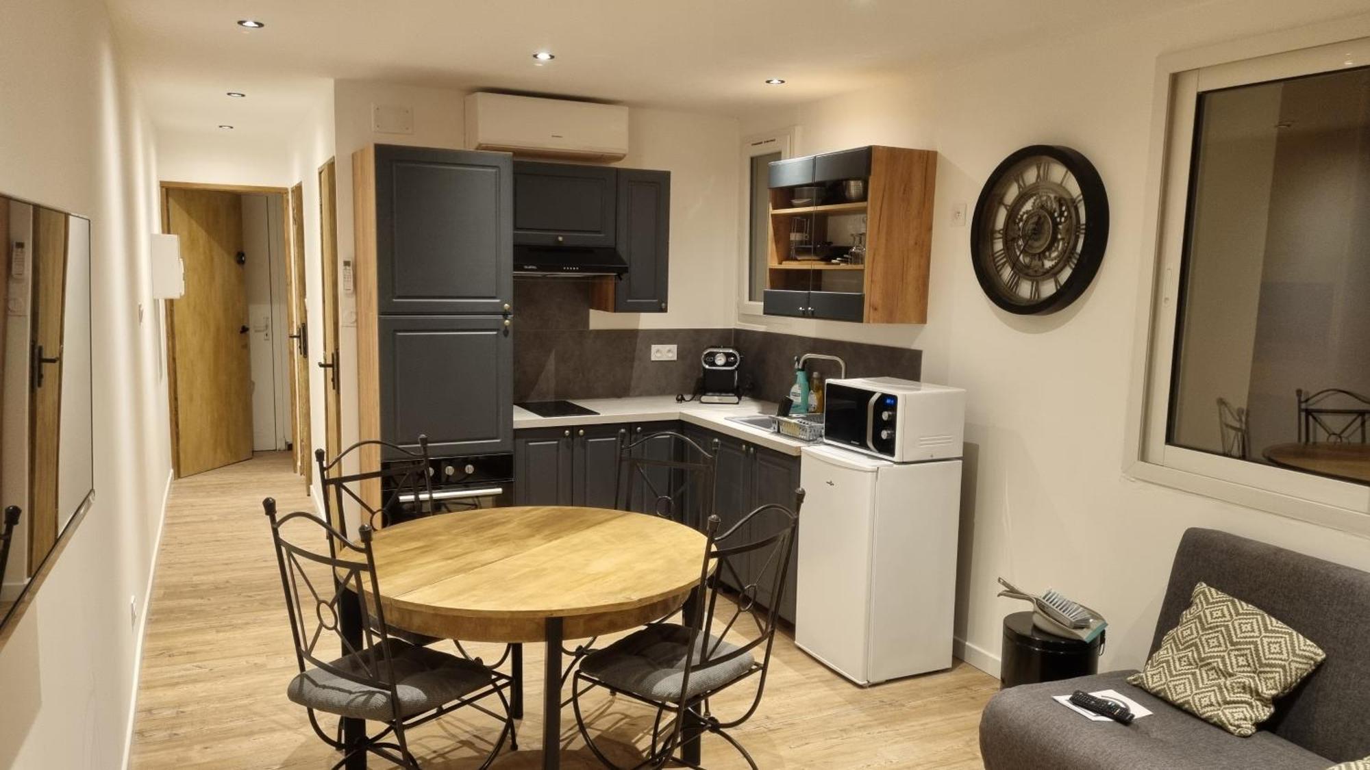 Appartement Neuf Avec Cuisine Prades  Luaran gambar